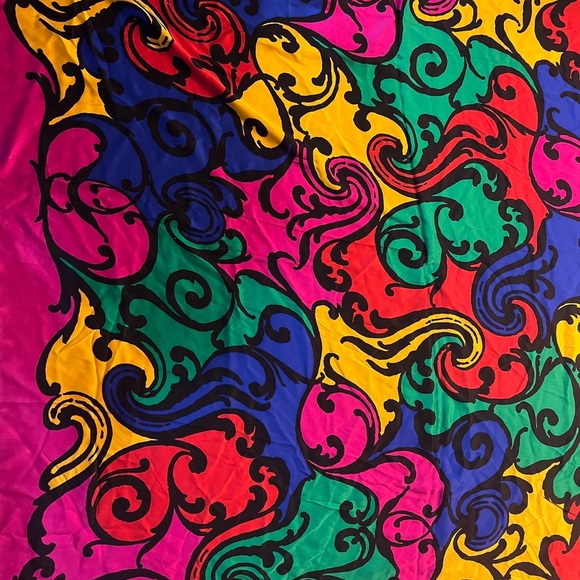 Gucci Accessories - Gucci Vibrant Silk Scarf